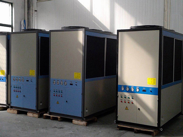 油冷機(jī)品牌散熱結(jié)構(gòu)如何改進(jìn) 油冷機(jī)品牌散熱結(jié)構(gòu)如何改進(jìn)