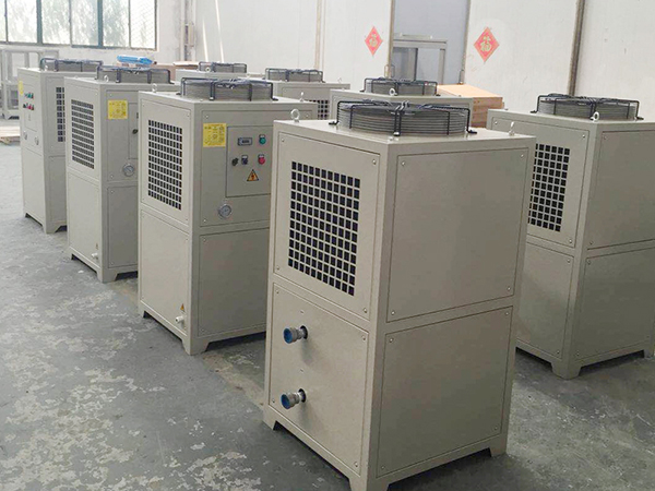 油冷機什么樣的環(huán)境下工作 油冷機什么樣的環(huán)境下工作