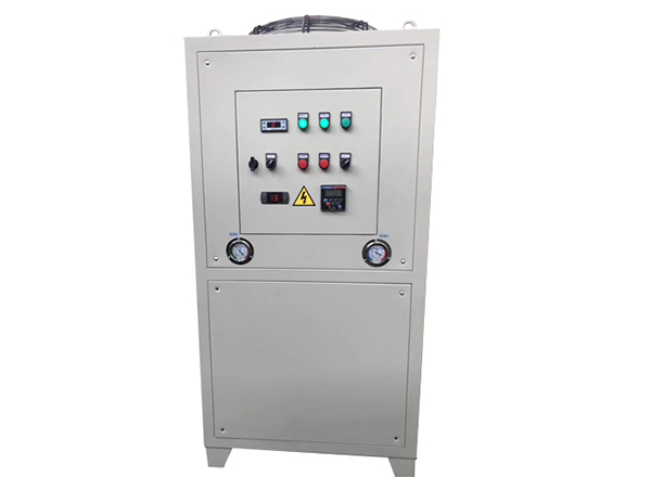 工業油冷機安裝配管注意的細節 工業油冷機安裝配管注意的細節